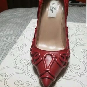 Valentino pumps